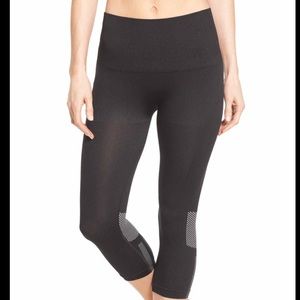 Ivy park seamless Capri legging