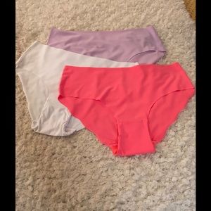 NWOT S/M 3 prs Victoria's Secret panties pretty!