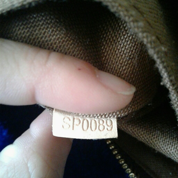 LV bag size MM code SP0089 - Picture 3 of 4