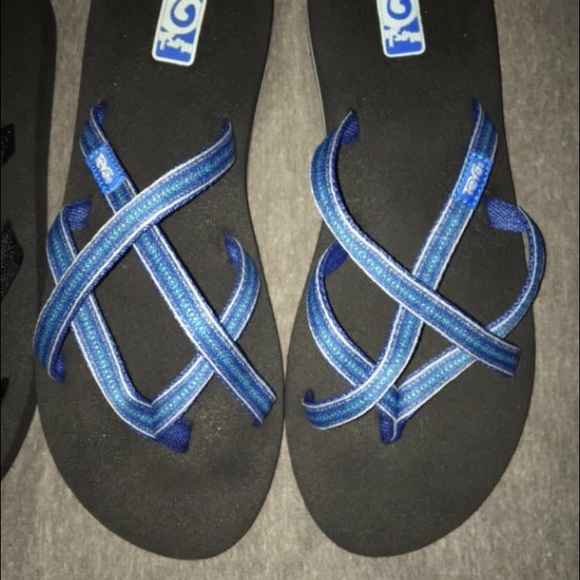 Teva Women's Olowahu Sandals