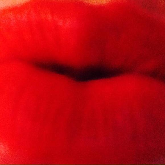 Meet your Posher, Claudia - Picture 1 of 1