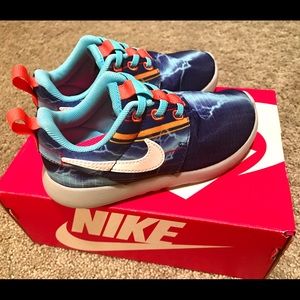 BRAND NEW Nike Shoes!