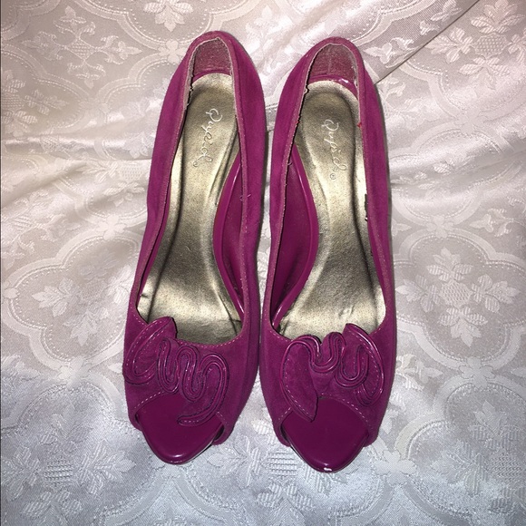 High heels - Picture 3 of 3