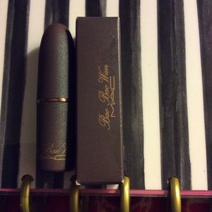 MAC Bao Bao Wan "Lavender Jade"