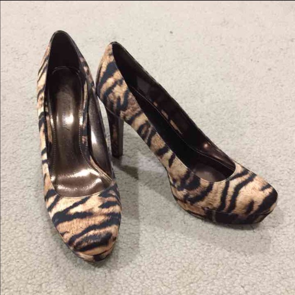 LULU TOWNSEND Animal Tan Black Pumps 7 - Picture 2 of 4