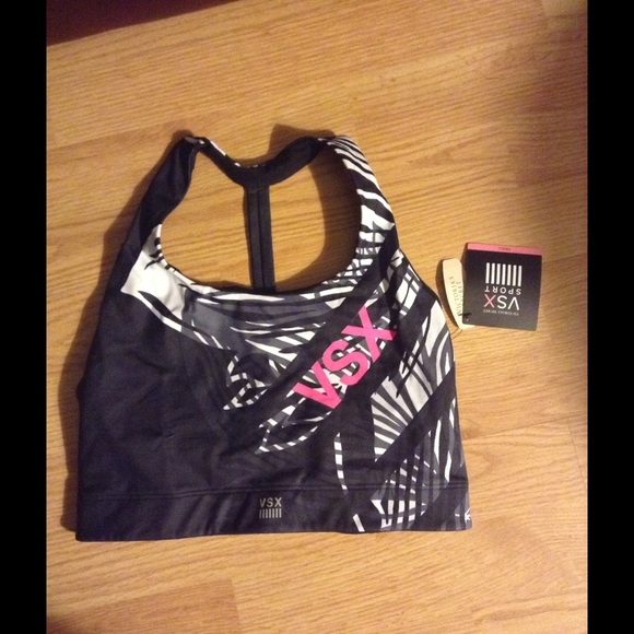 NWT Limited Edition The Show Off VSX Sports Bra