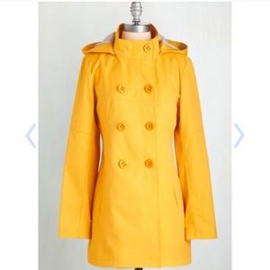 Jessica Simpson Yellow Rain Coat!