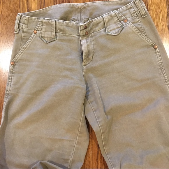 Paints - Picture 2 of 3