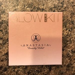 Anastasia Glow Kit "That Glow"