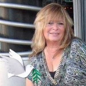 Meet your Posher, Charlene