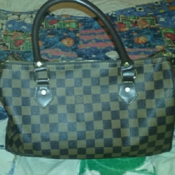 Purse - Picture 4 of 4