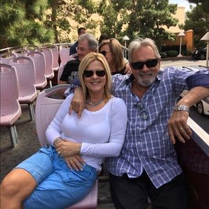 Meet your Posher, Robyn