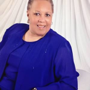 Meet your Posher, Beverly