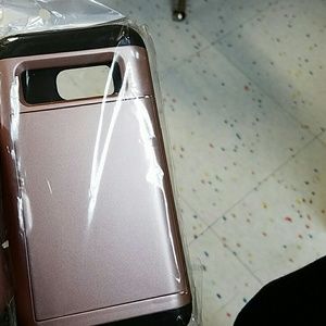 New  rose gold  Galaxy  S7 csse