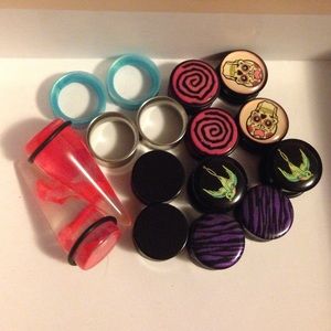 8 pair of 3/4 in gauges