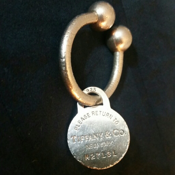 RETURN TO TIFFANY Round Key Tag Ring