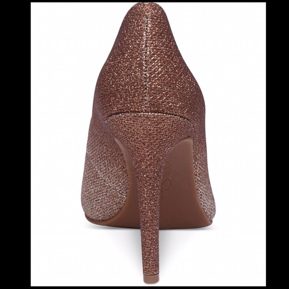 Jessica Simpson Cassani Pump NWT - Picture 2 of 2