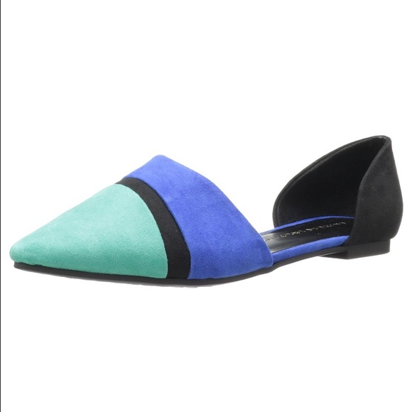 NEVER WORN Chinese Laundry Easy Does It 2 Flats