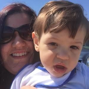 Meet your Posher, Mirela