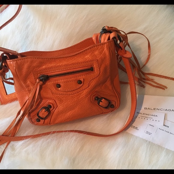 BALENCIAGA CROSSBODY - Picture 2 of 3