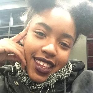 Meet your Posher, Ariana