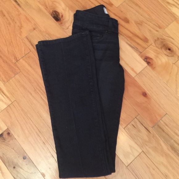 PAIGE Jeans Hidden Hills