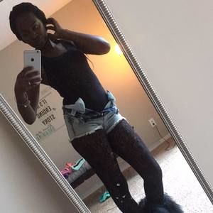 Meet your Posher, Latrice