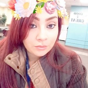 Meet your Posher, Christina