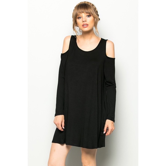 LAST ONE❣️Black Cold Should Cut Out Trapeze Dress - Picture 2 of 3