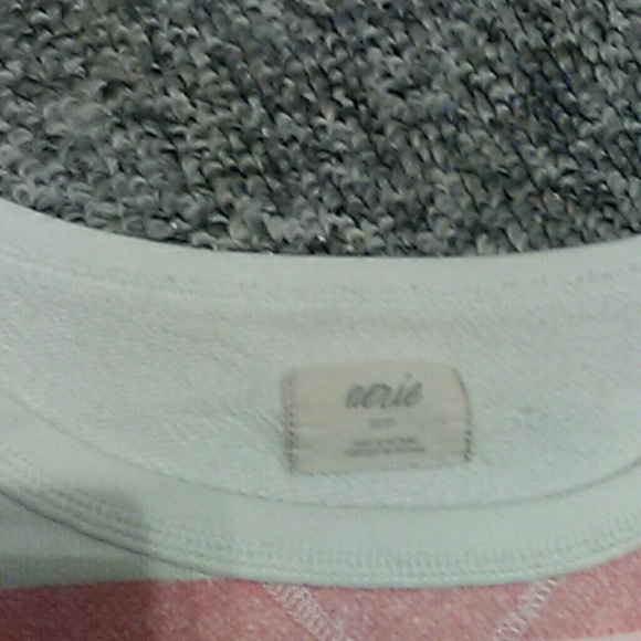 Aerie sweatshirt - Picture 2 of 2