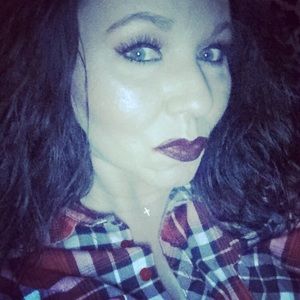 Meet your Posher, Carla