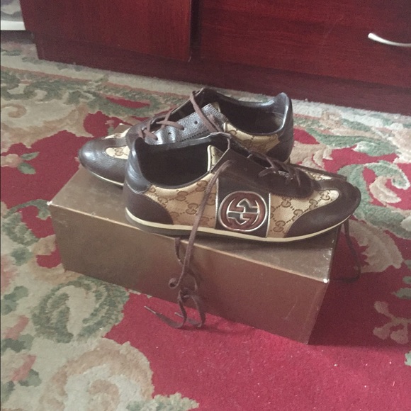 This auth and war it one Tim like new