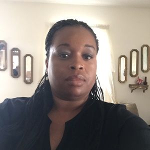 Meet your Posher, Tomeka