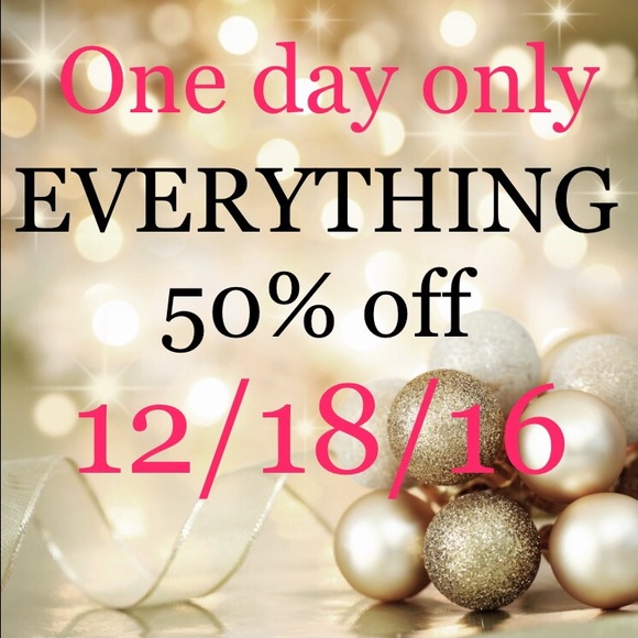 ❄️HOLIDAY SALE 12/18/16❄️