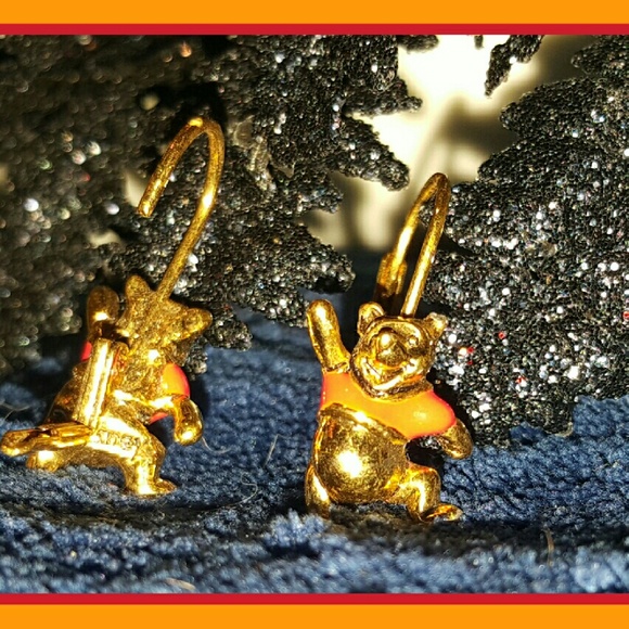 WINNIE THE POOH EARRINGS-DISNEY - Picture 1 of 5
