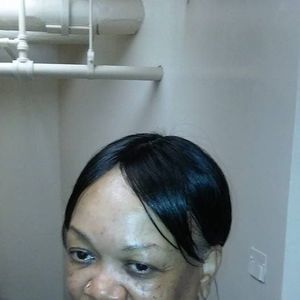 Meet your Posher, Iris