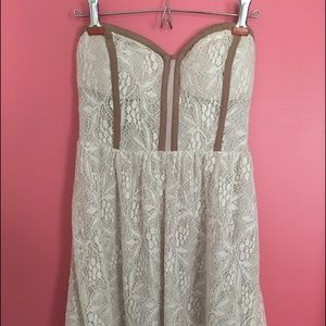 Cream lace strapless evening dress!