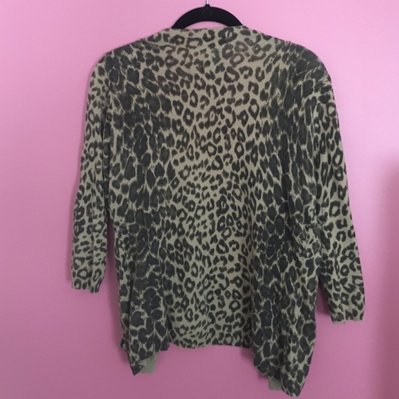 Cheetah Cardigan! - Picture 3 of 4