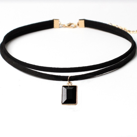 NEW💓 Black Choker With Gem Forever 21 - Picture 1 of 1