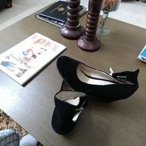 Forever 21 black faux suede shoes