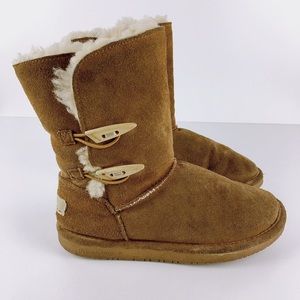 Hickory Short Bearpaw "Abigail" Sheepskin Boots