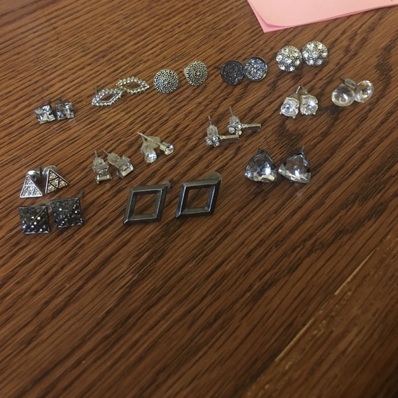 14 pairs of earrings
