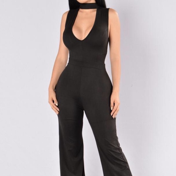 Brand new jumpsuit with mock chocker