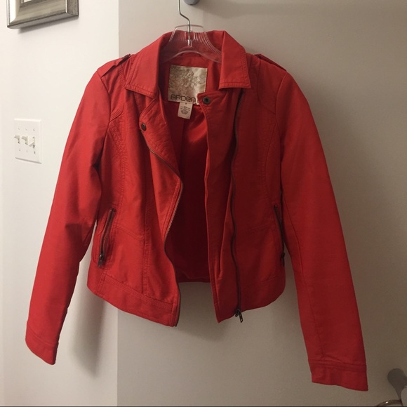 Red or Coral, Arden B jacket - Picture 3 of 4