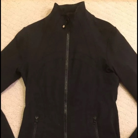 Lululemon Define Jacket - Size 6