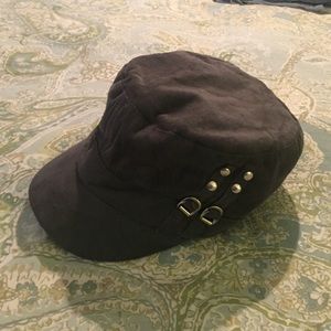 Adorable Gray Hat w/ Silver Buckles