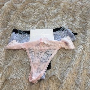 Jessica Simpson 3 Pack Of Thongs