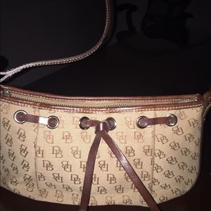 Dooney and Bourke shoulder shoulder bag