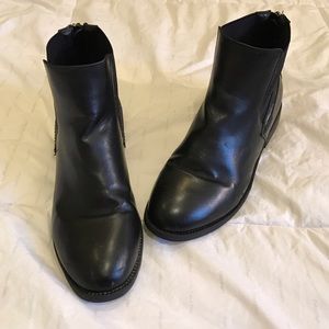 ‼️CLOSET CLEANOUT‼️ Steve Madden Booties