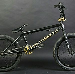 Meet your Posher, Ricky